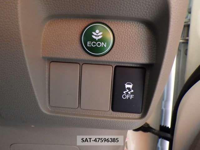 Honda N-ONE 2013-08 221368-2