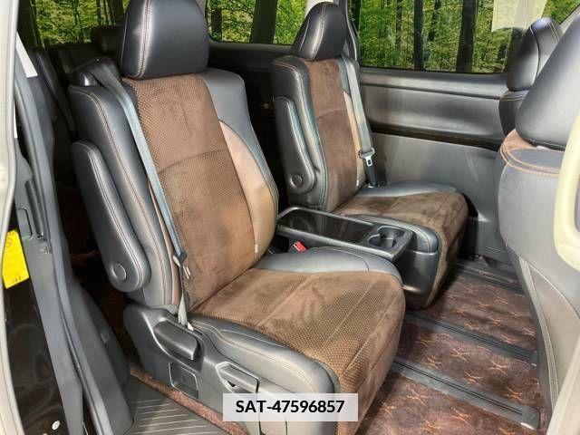 Toyota ALPHARD 2014-02 349679-9