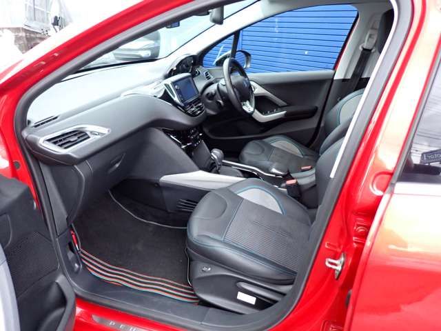 Peugeot 2008 2016-03 914-7