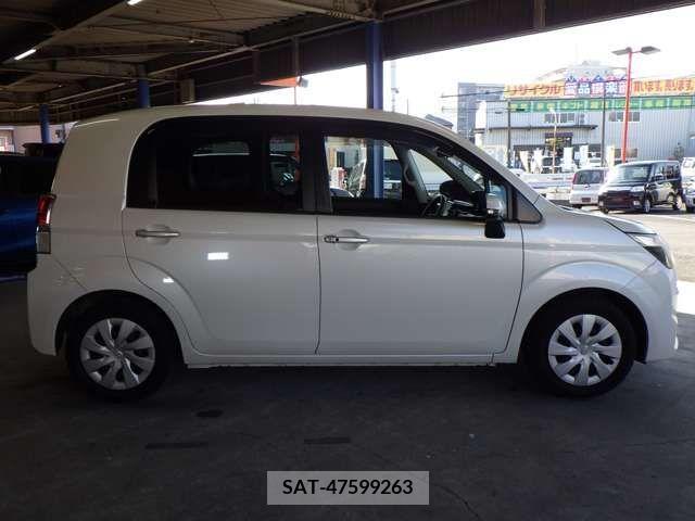 Toyota SPADE 2013-09 219004-8