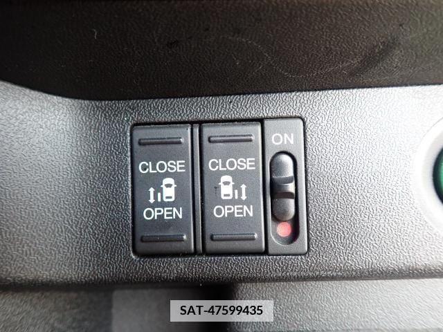 Honda STEP WGN 2017-07 372644-12
