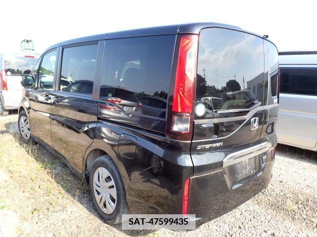 Honda STEP WGN 2017-07 372644-2