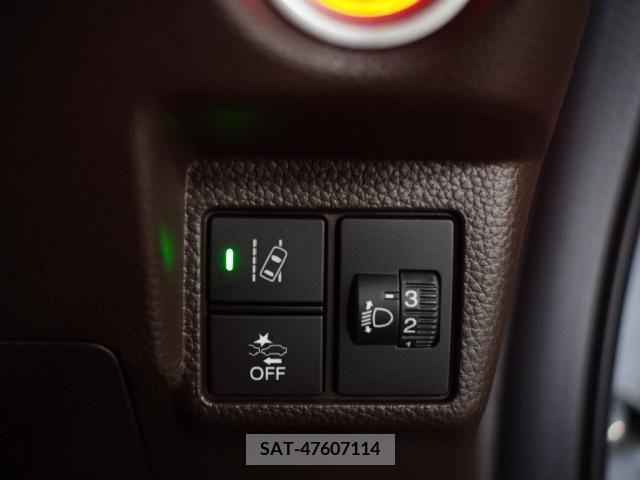 Honda N BOX 2022-07 307303-26