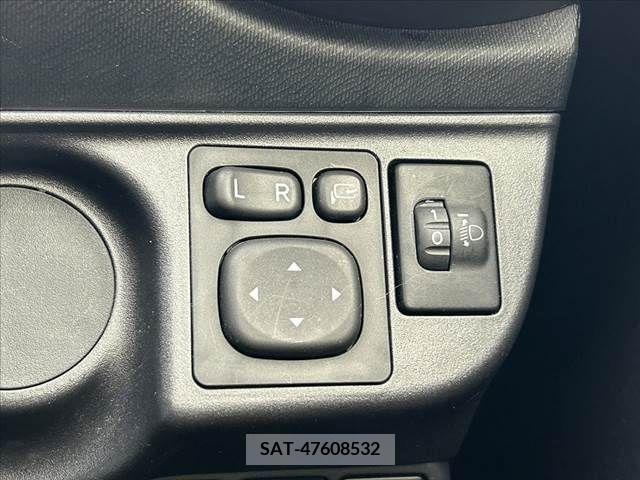Toyota AQUA 2021-02 260211-6