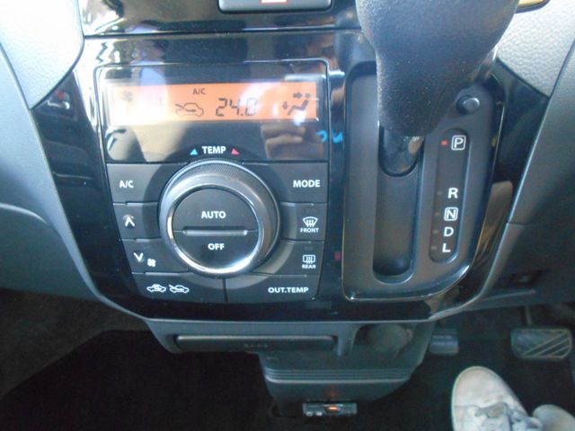 Nissan ROOX 2013-01 12462-14