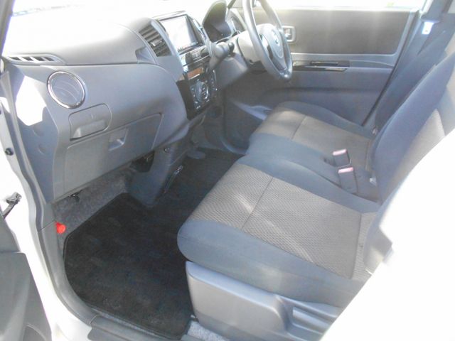 Nissan ROOX 2013-01 12462-20