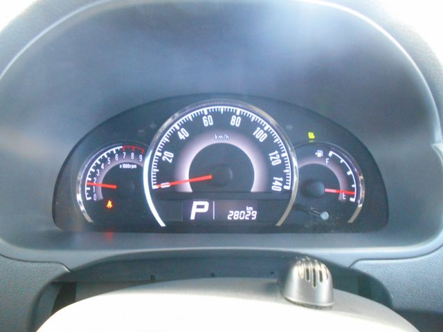 Nissan ROOX 2013-01 12462-9