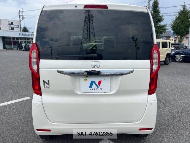 Honda N BOX 2018-01 364528-15