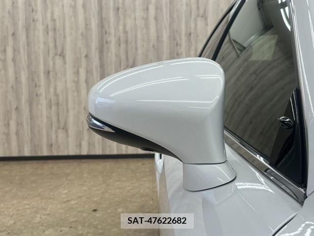 Lexus IS 2013-09 354256-21