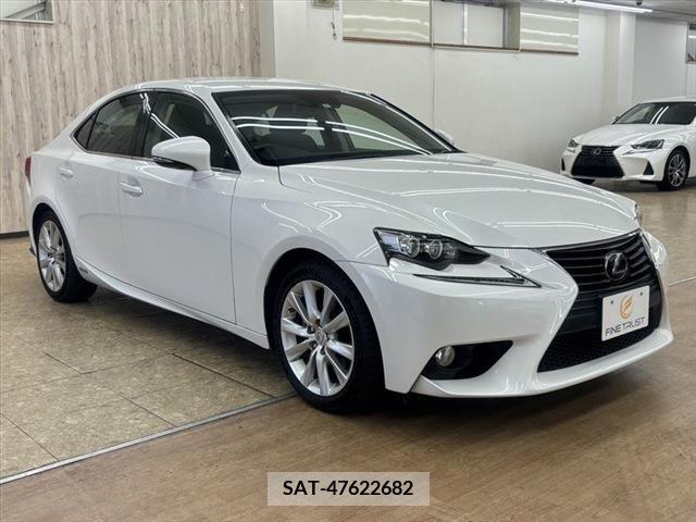 Lexus IS 2013-09 354256-12