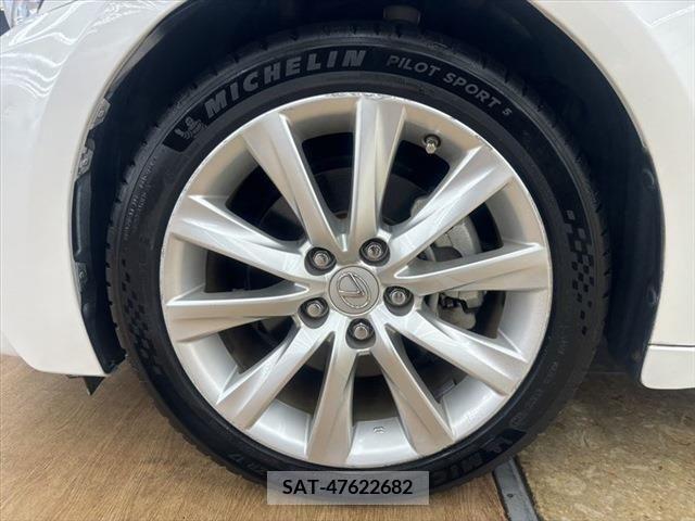 Lexus IS 2013-09 354256-24