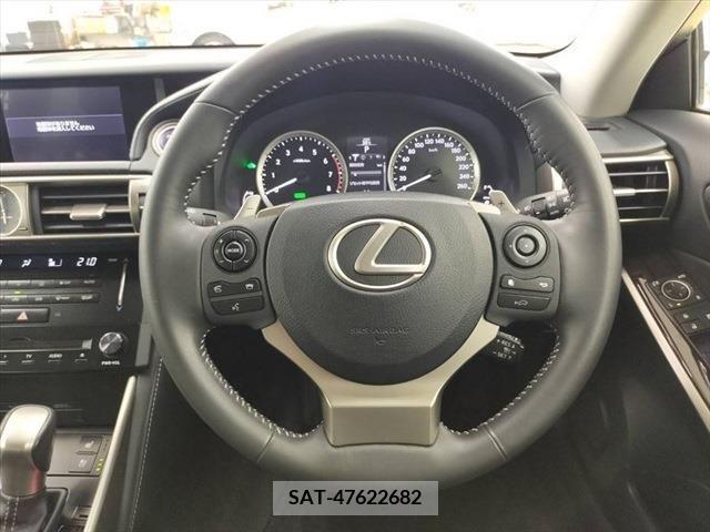 Lexus IS 2013-09 354256-23