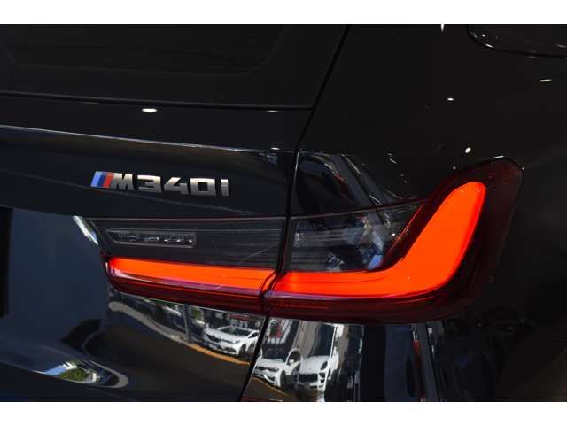 Bmw 3 SERIES 2022-09 12740-14
