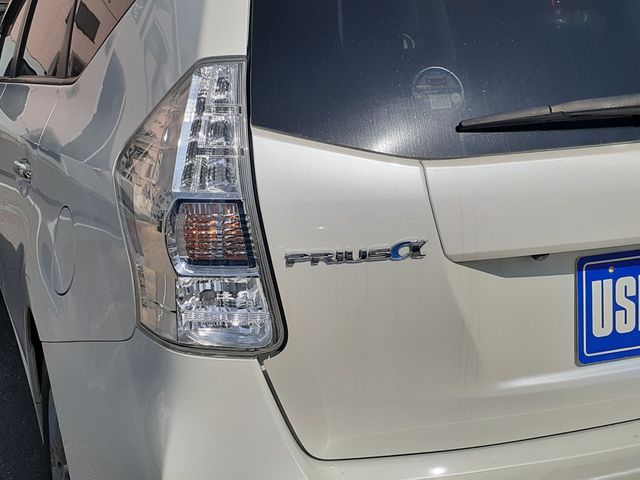 Toyota PRIUS ALPHA 2014-01 9689-9