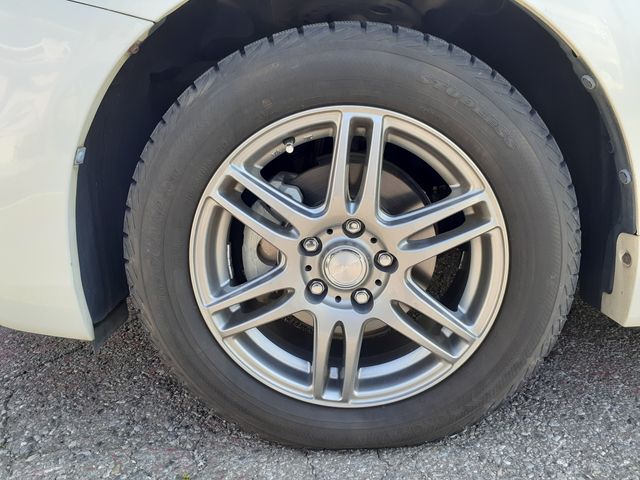 Toyota PRIUS ALPHA 2014-01 9689-11