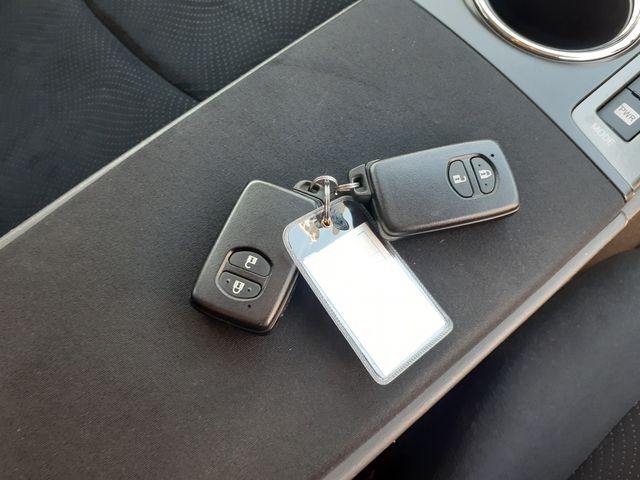 Toyota PRIUS ALPHA 2014-01 9689-21