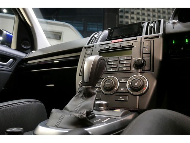 Land Rover FREELANDER 2 2011-05 16041-11