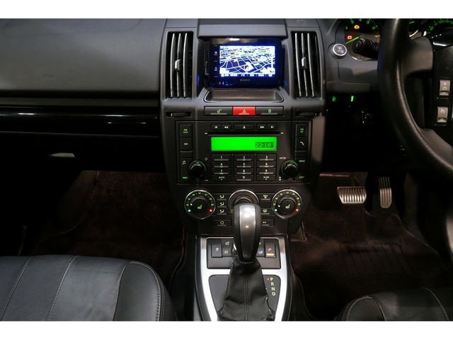 Land Rover FREELANDER 2 2011-05 16041-9