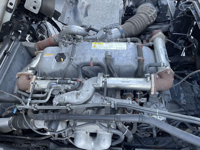 Isuzu GIGA 2016-02 186338-3