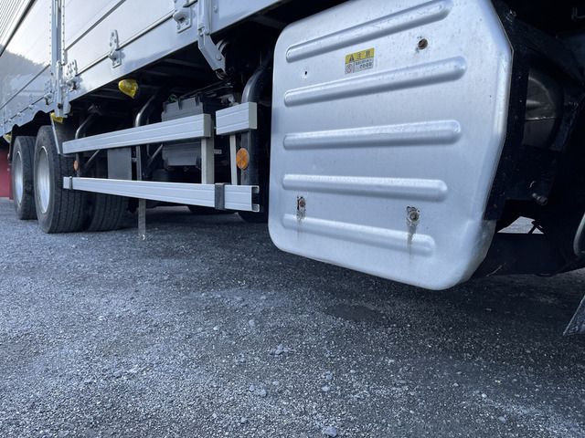 Isuzu GIGA 2016-02 186338-16