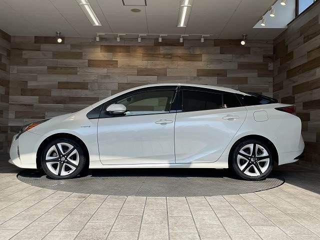 Toyota PRIUS 2016-07 26946-14
