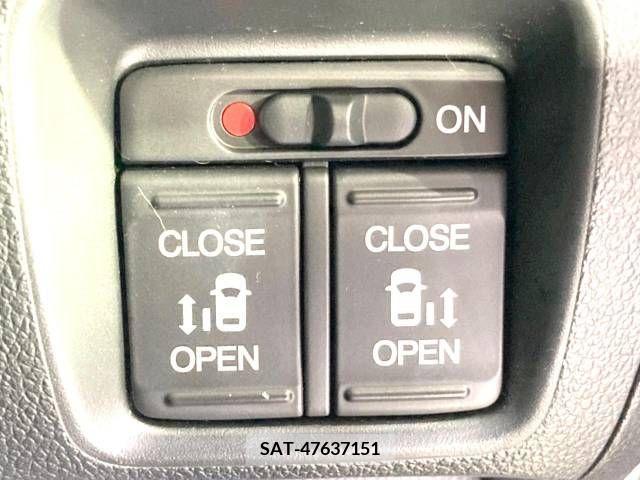 Honda N BOX CUSTOM 2016-06 278994-3