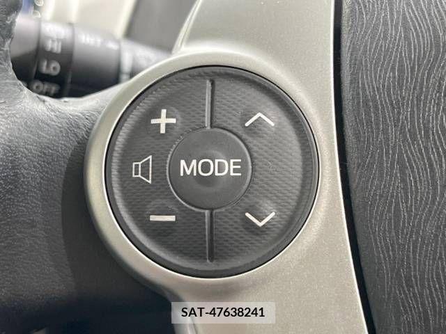 Toyota PRIUS ALPHA 2013-11 326490-7
