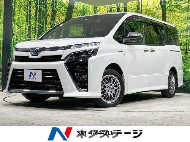 Toyota VOXY HYBRID 2020-03 322880-0