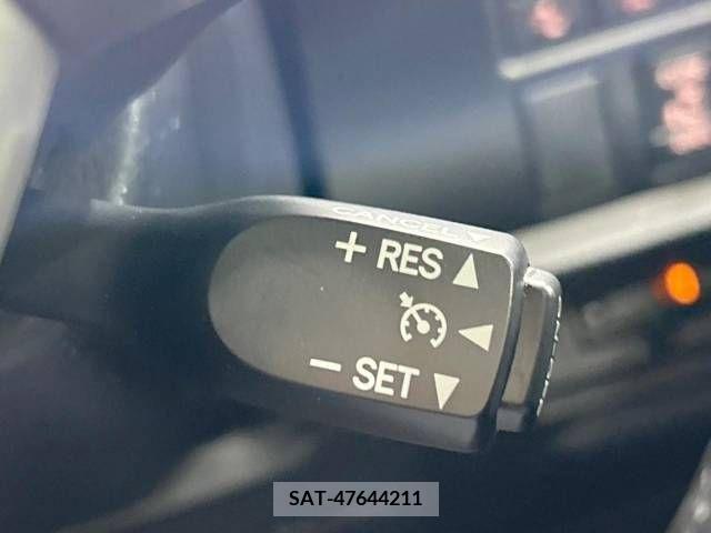 Toyota VOXY HYBRID 2020-03 322880-7