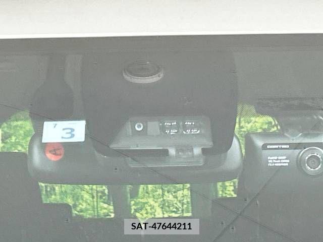 Toyota VOXY HYBRID 2020-03 322880-6