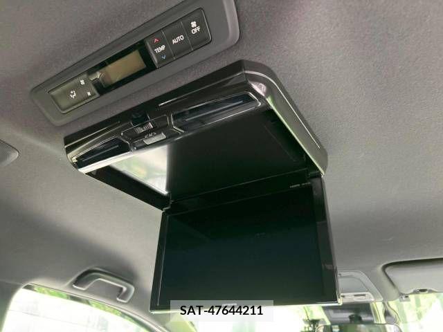 Toyota VOXY HYBRID 2020-03 322880-2