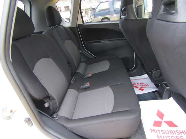 Mitsubishi COLT 2008-07 196428-11