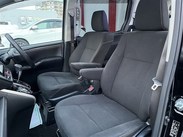 Toyota ESQUIRE 2015-03 192518-24