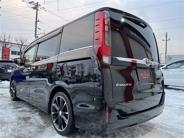 Toyota ESQUIRE 2015-03 192518-4