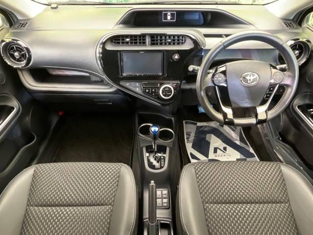 Toyota AQUA 2017-12 193094-1