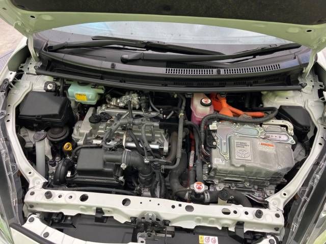 Toyota AQUA 2017-12 193094-18