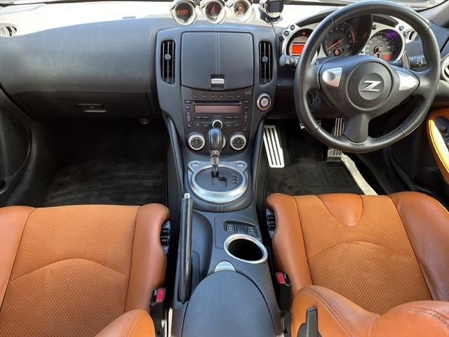 Nissan FAIRLADY Z 2009-01 10962-16
