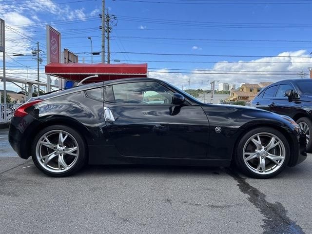 Nissan FAIRLADY Z 2009-01 10962-3