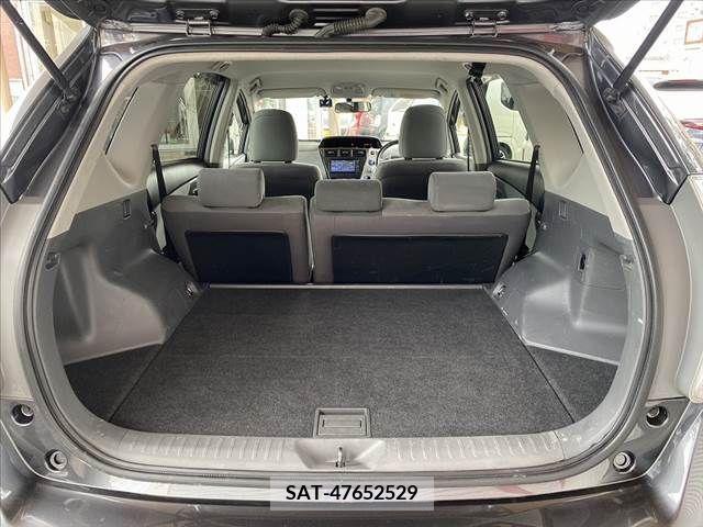 Toyota PRIUS ALPHA 2011-07 322194-15