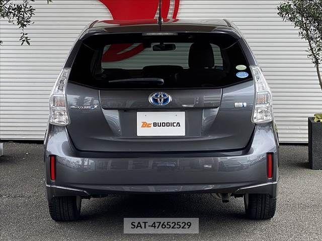 Toyota PRIUS ALPHA 2011-07 322194-11