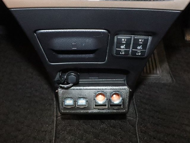 Toyota ESQUIRE 2016-11 195664-14