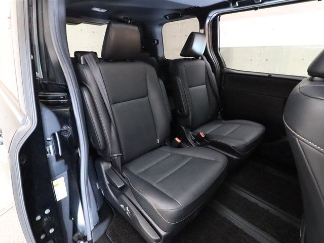 Toyota ESQUIRE 2016-11 195664-4