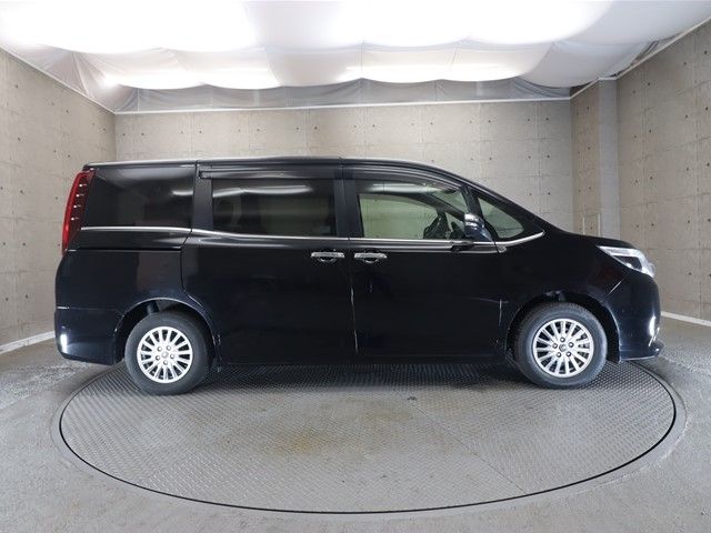 Toyota ESQUIRE 2016-11 195664-22
