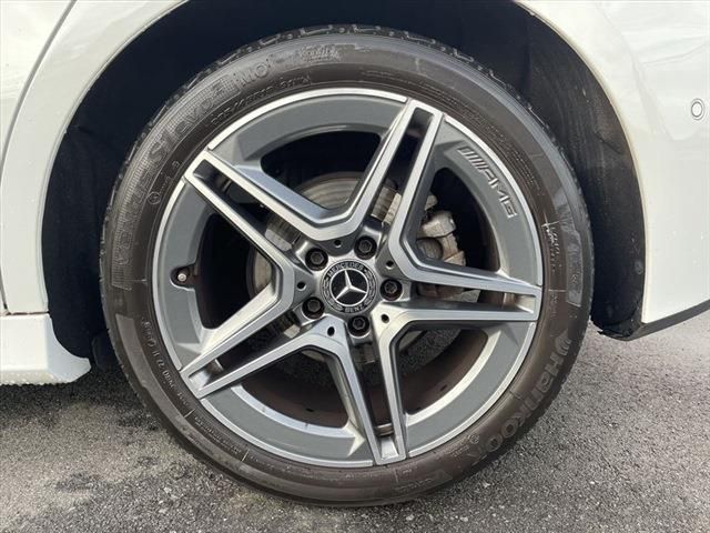 Mercedes Benz A-CLASS 2019-06 27835-15