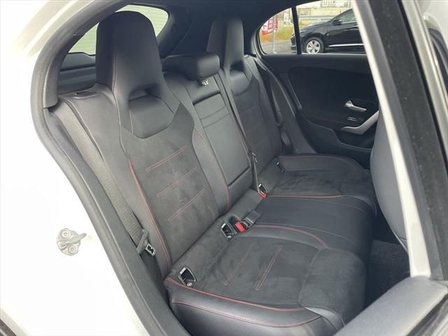 Mercedes Benz A-CLASS 2019-06 27835-18