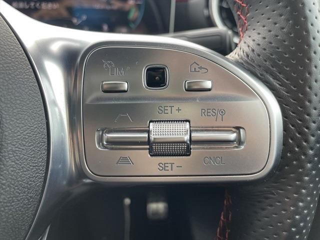 Mercedes Benz A-CLASS 2019-06 27835-28