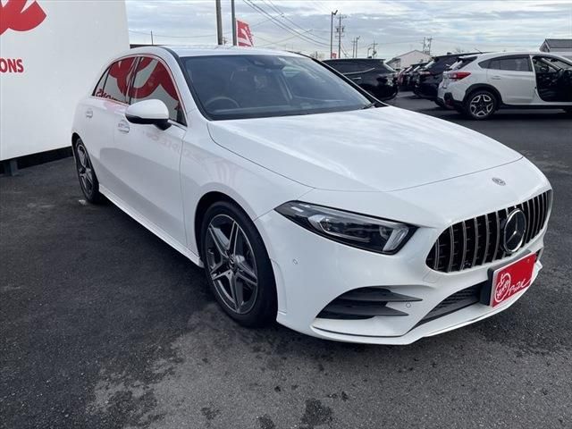 Mercedes Benz A-CLASS 2019-06 27835-2