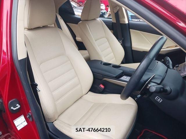 Lexus IS 2013-11 334284-6