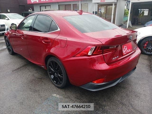 Lexus IS 2013-11 334284-17