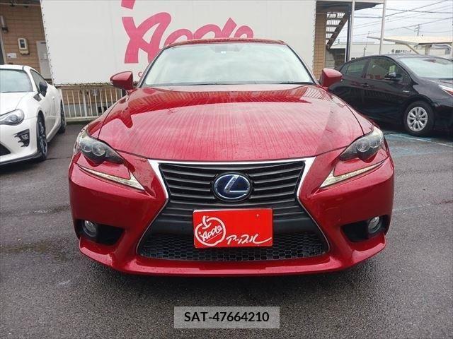 Lexus IS 2013-11 334284-12